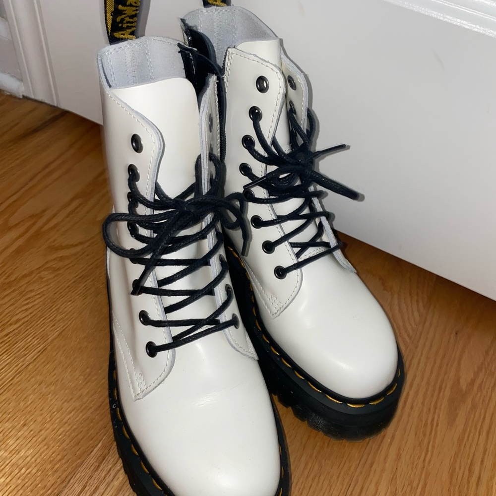 Doc Marten Jadon boots